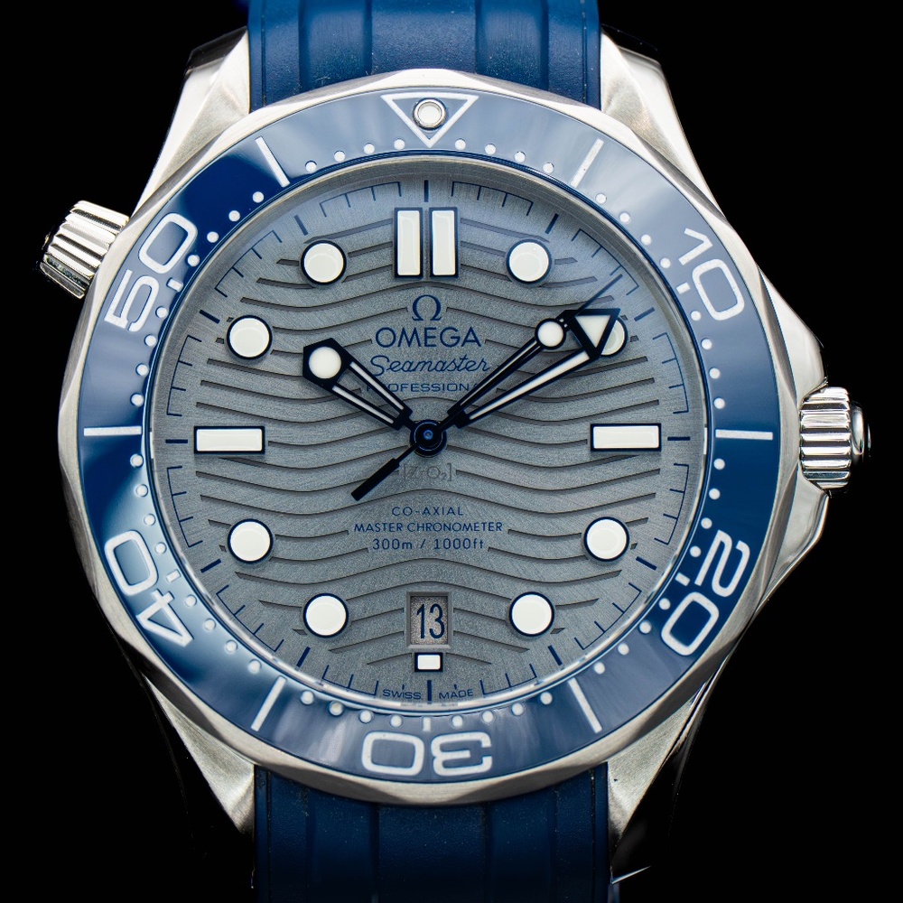 2023 Omega Seamaster Diver 300M 210.32.42.20.06.001 Grey Wave Full Set